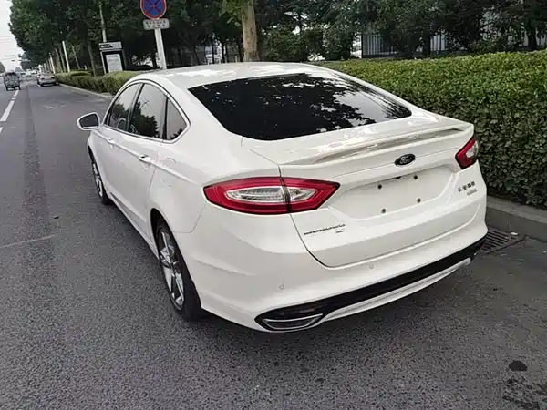 Ford Mondeo 2016