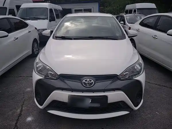 Toyota Yaris L 2017
