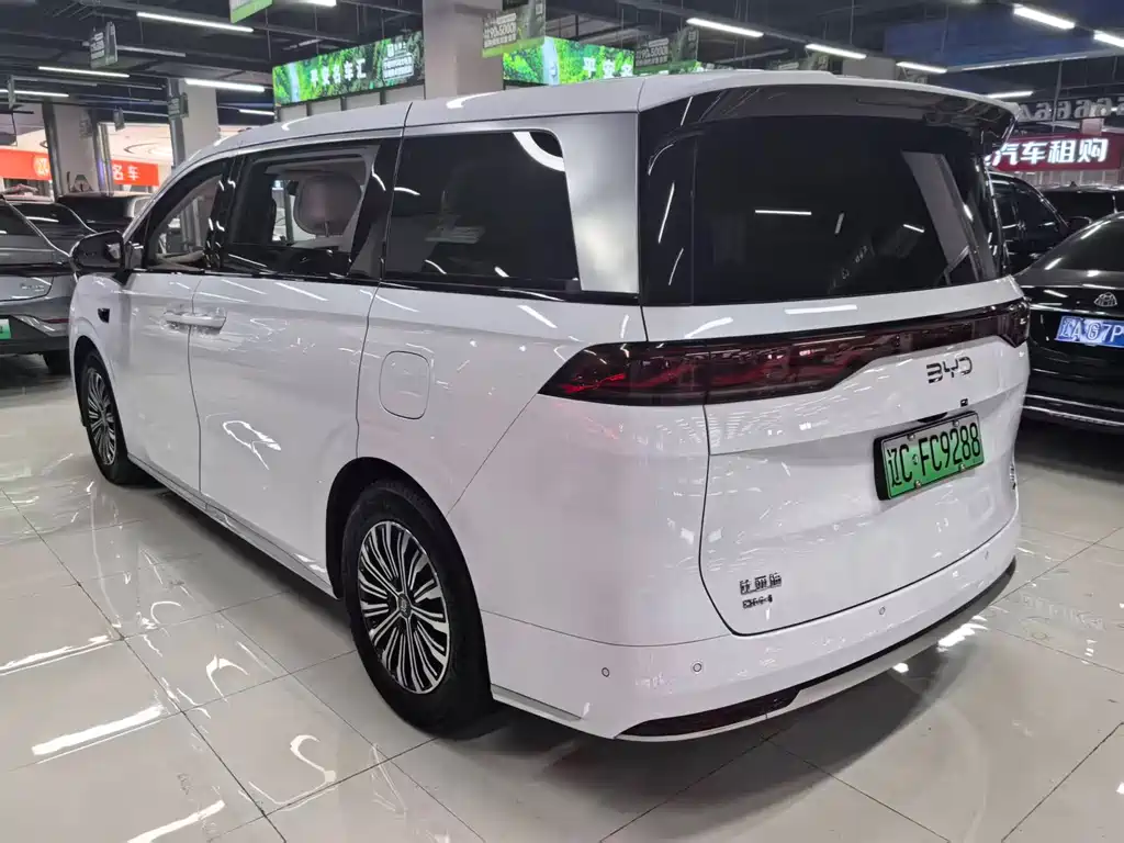 BYD Xia 2025