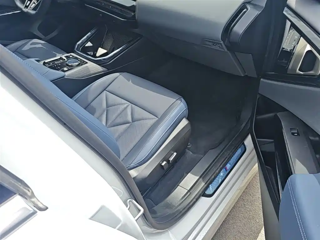 BMW X3 2025 — фото 11