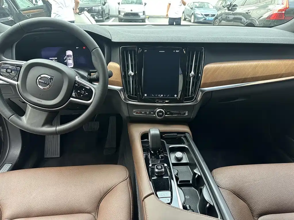 Volvo S90 2024 — фото 4