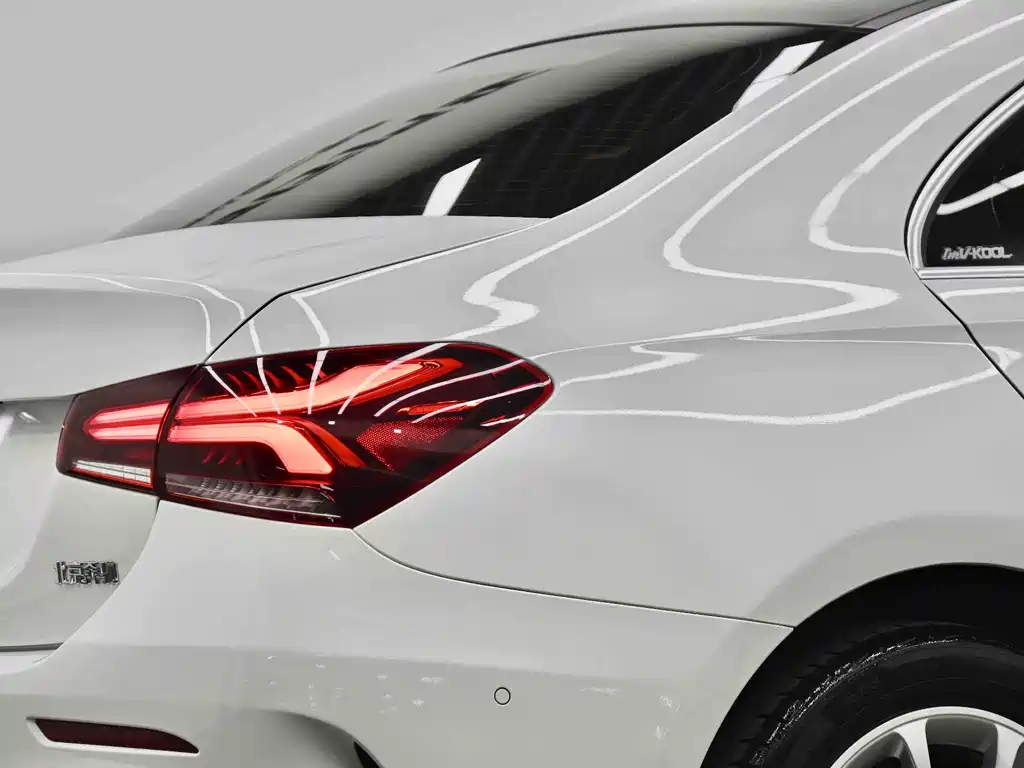 Mercedes-Benz A-Class 2022 — фото 13