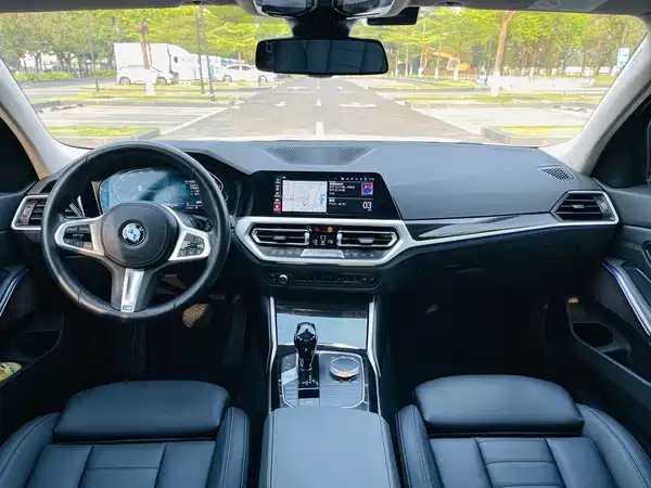 BMW 3 Series 2020