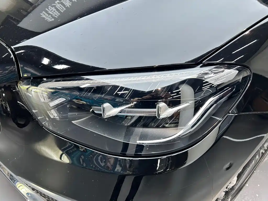 Mercedes-Benz E-Class 2023 — фото 19