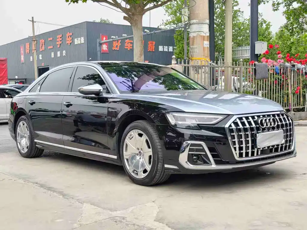 Audi A8 2023
