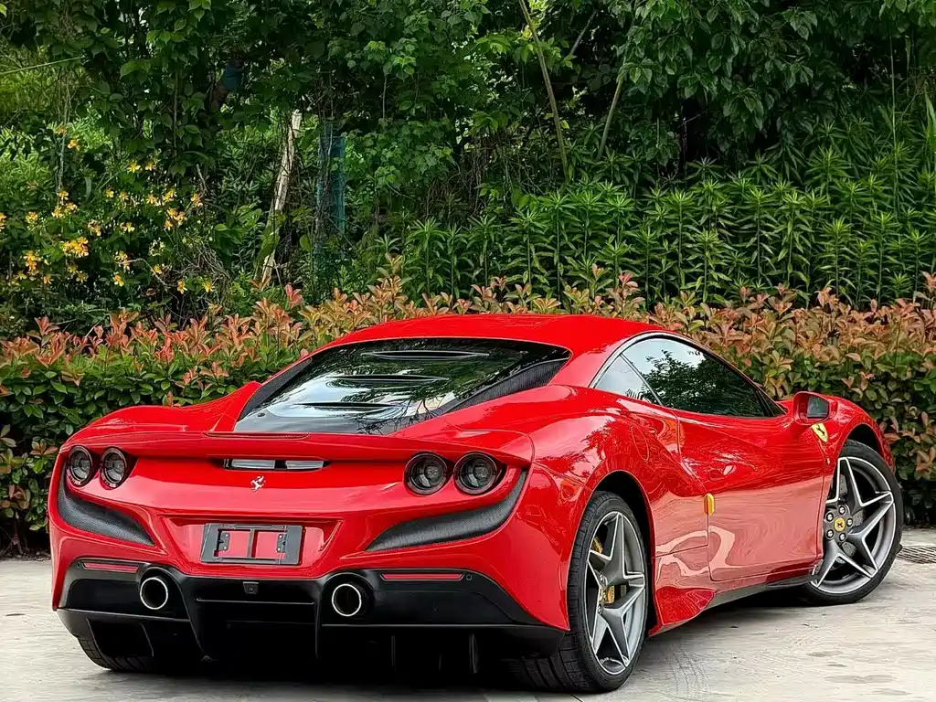 Ferrari F8 2022 — фото 5