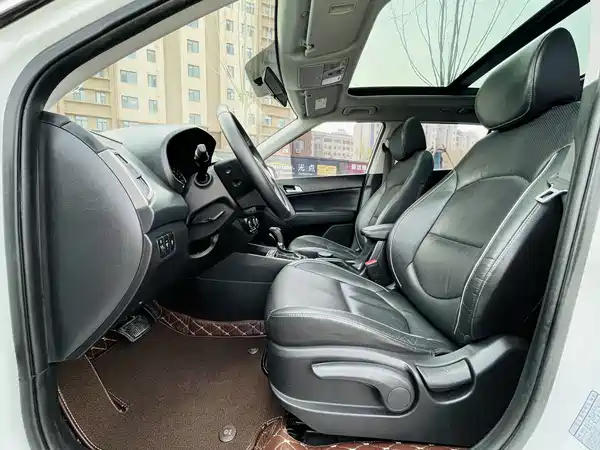 Hyundai ix25 2015