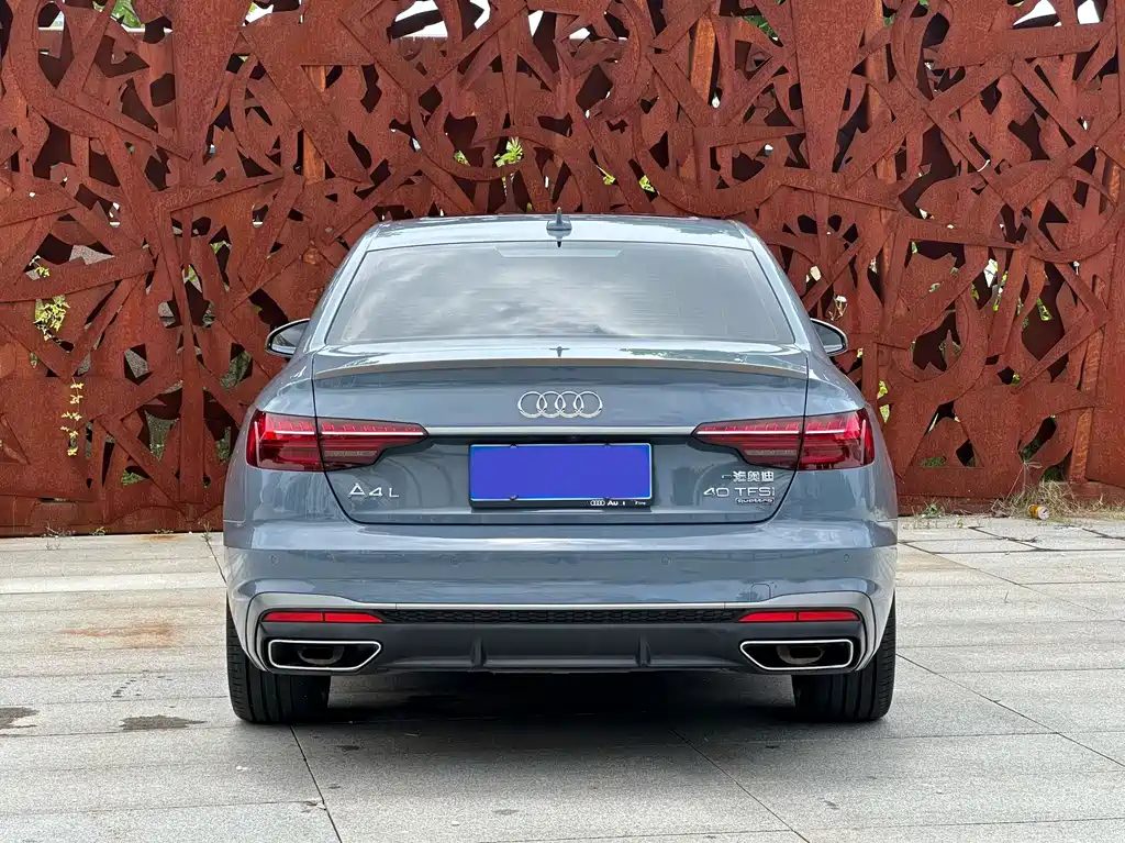 Audi A4L 2022 — фото 6