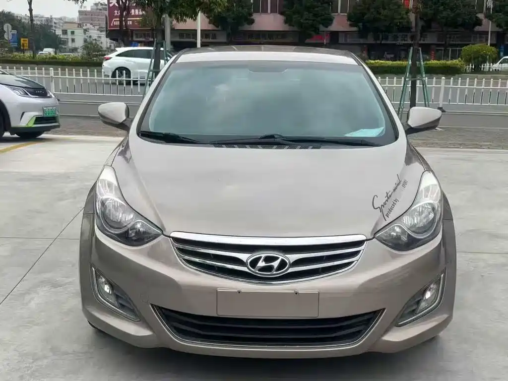 Hyundai Elantra 2014