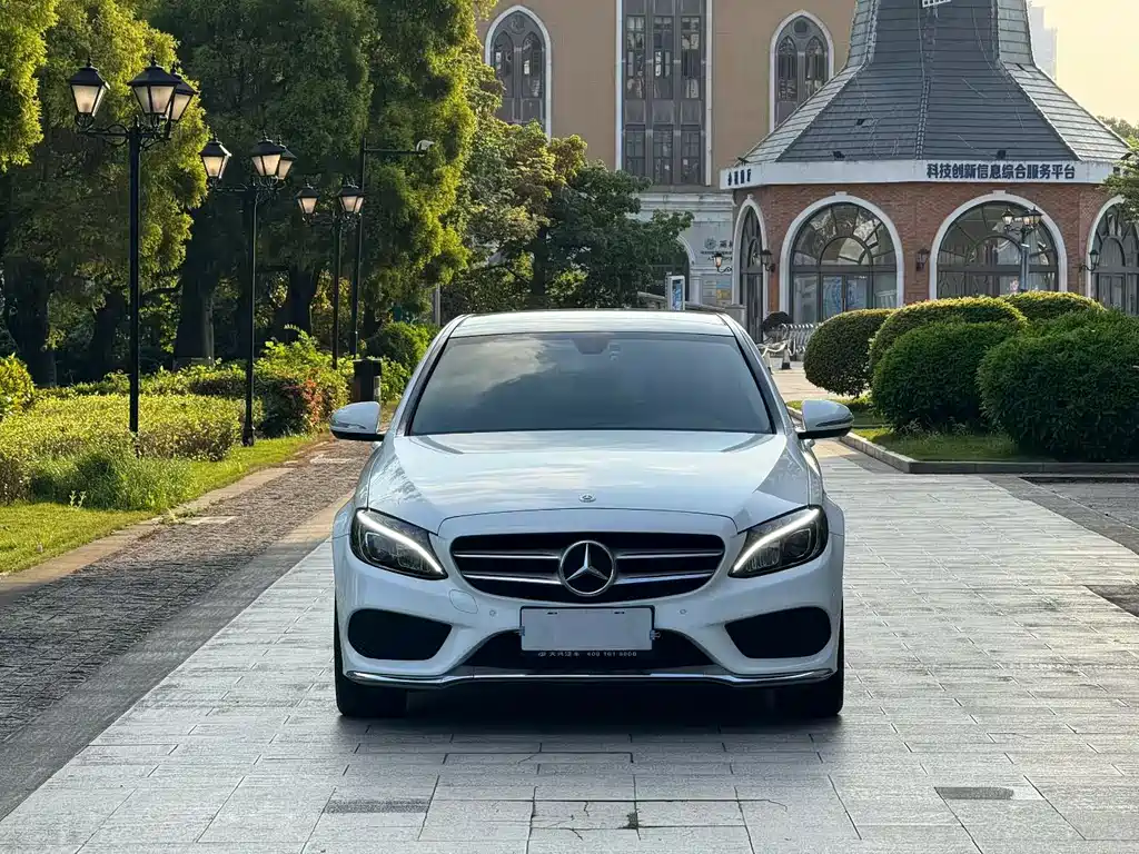 Mercedes-Benz C-Class 2017 — фото 2