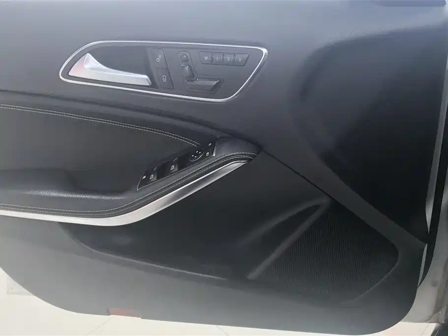 Mercedes-Benz GLA 2017