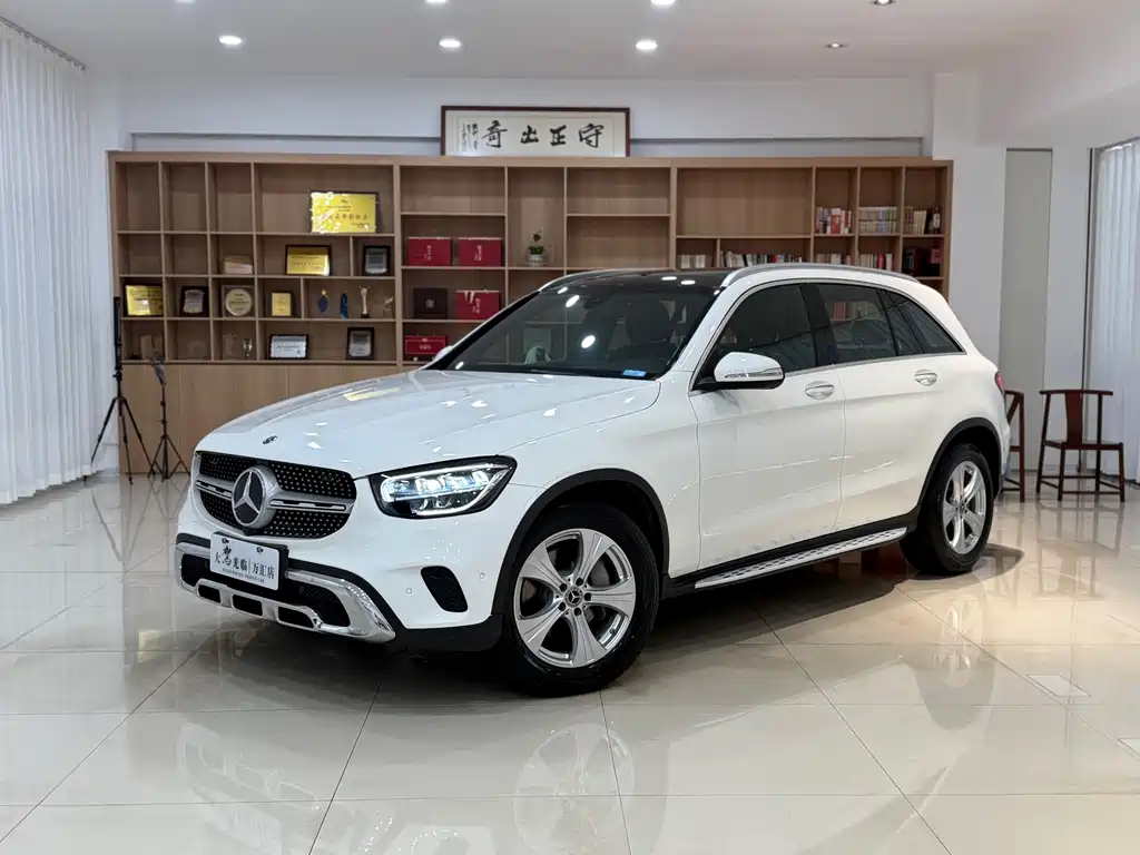 Mercedes-Benz GLC 2020 — фото 1