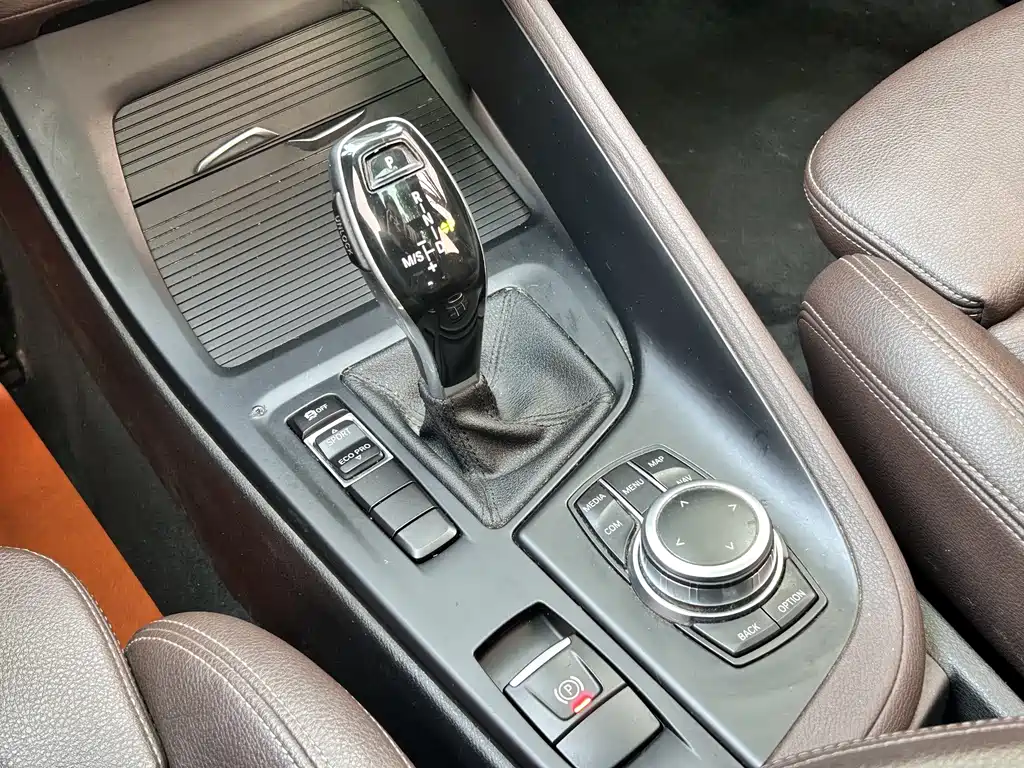 BMW X1 2019 — фото 12