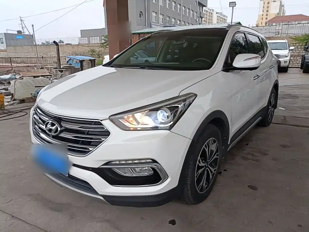 Hyundai Santa Fe 2016