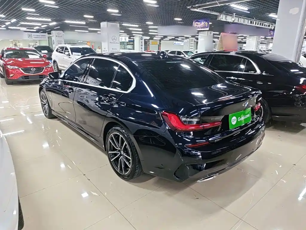 BMW 3 Series 2021