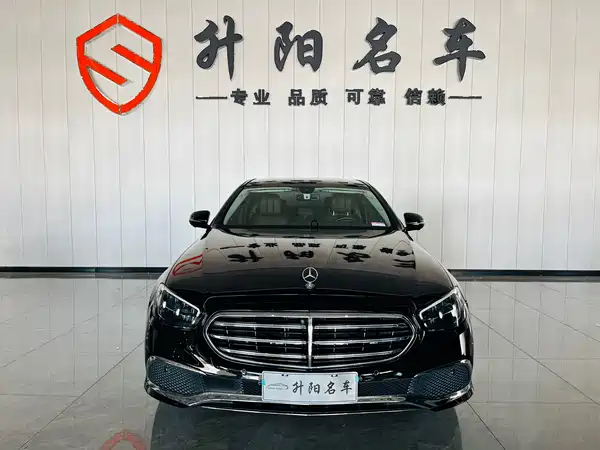 Mercedes-Benz E-Class 2023