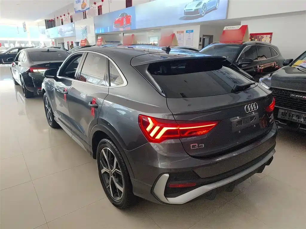Audi Q3 Sportback 2020 — фото 23
