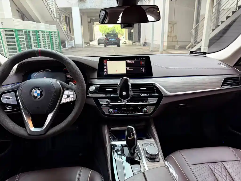 BMW 5 Series 2020