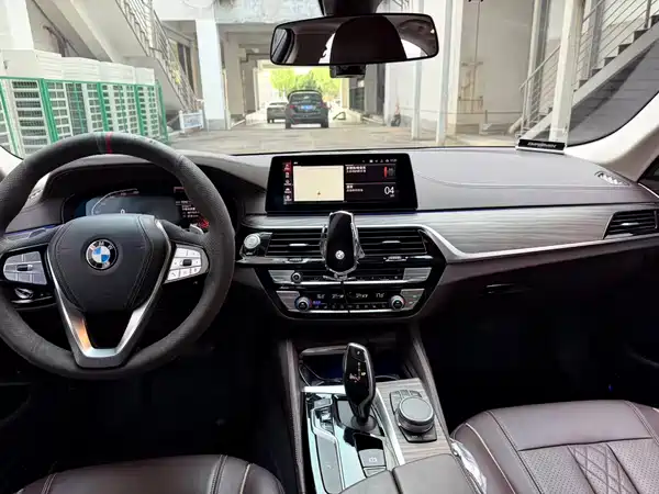 BMW 5 Series 2020
