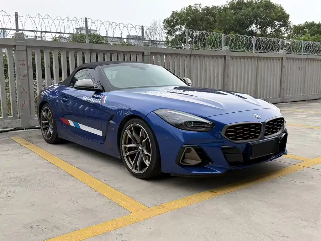 BMW Z4 M40i 2024 — фото 3