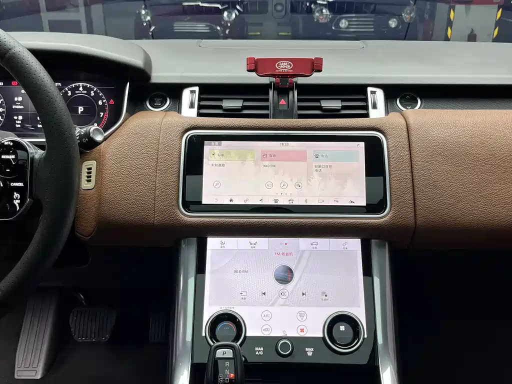 Land Rover Sport 2019 — фото 20