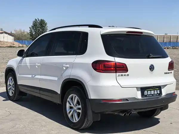 Volkswagen Tiguan 2015