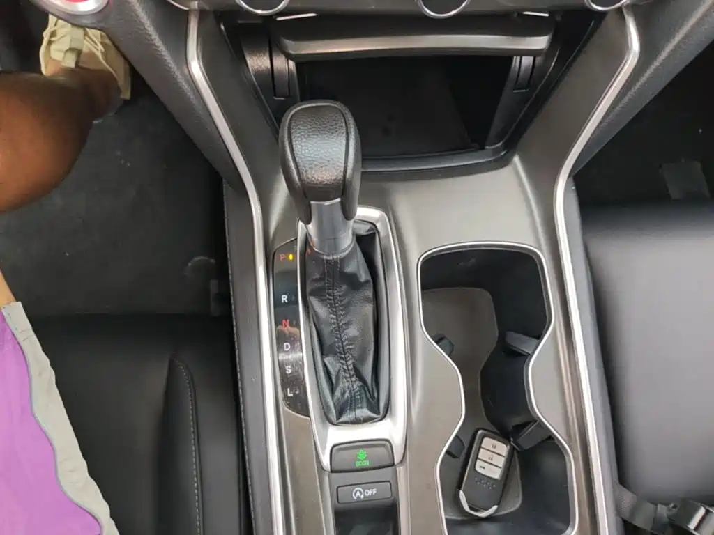 Honda Accord 2021 — фото 14