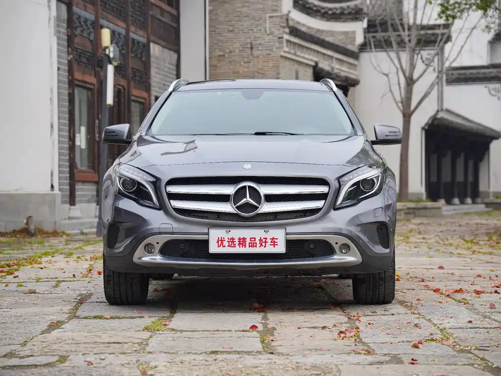 Mercedes-Benz GLA 2015 — фото 2