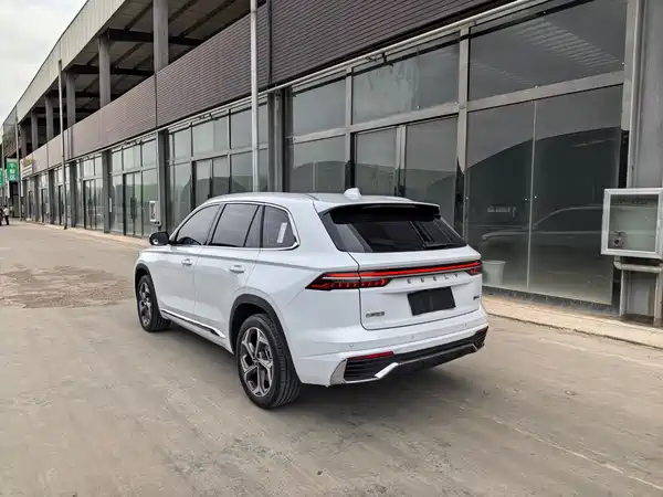 Geely Xingyue L 2025