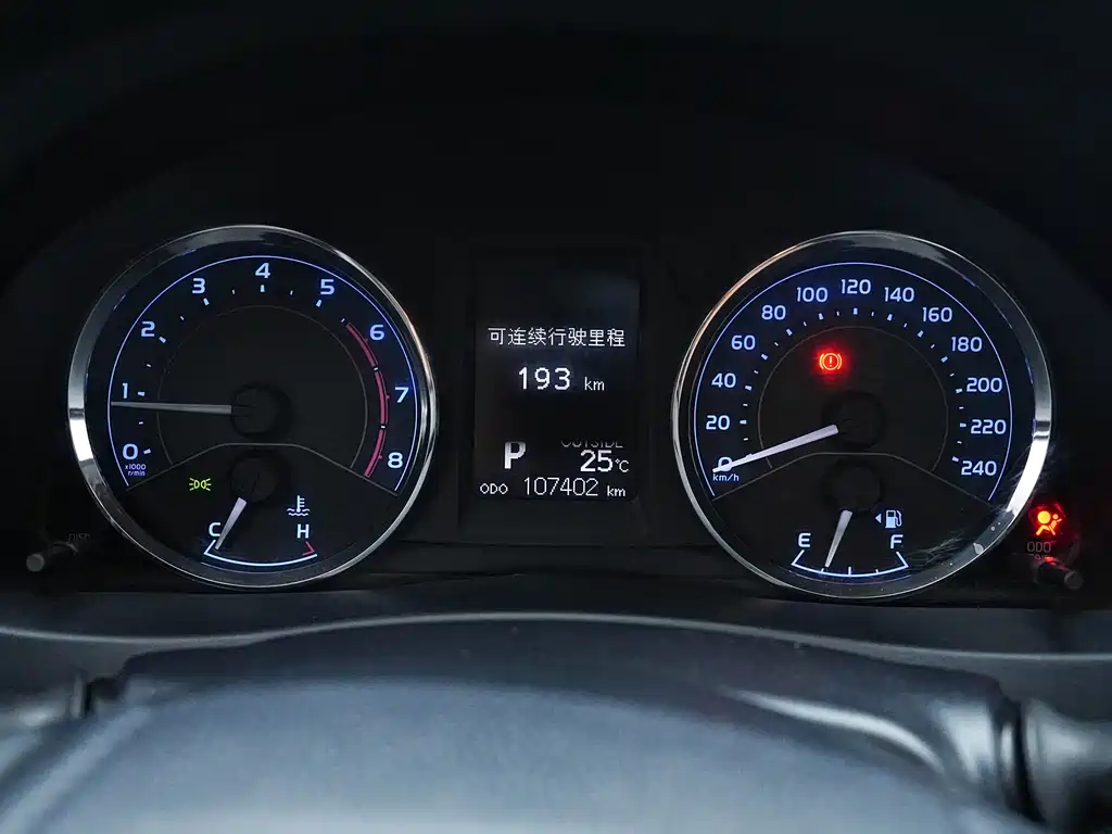 Toyota Corolla 2017 — фото 23