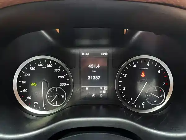 Mercedes-Benz Vito 2023