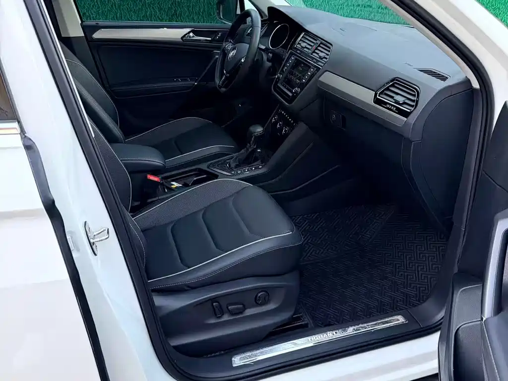Volkswagen Tiguan L 2019 — фото 7