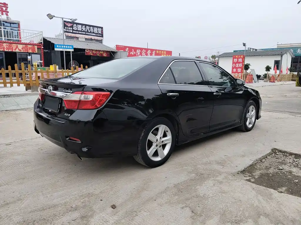 Toyota Camry 2013