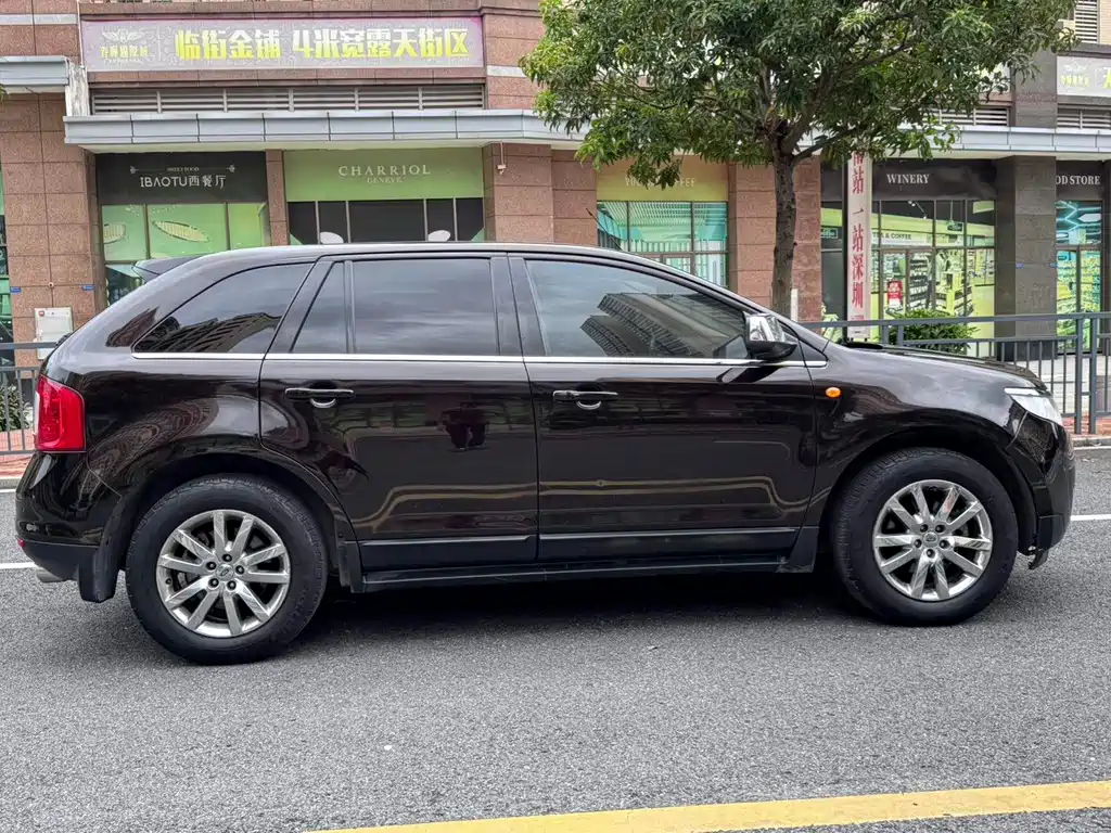 Ford Edge 2015 — фото 10