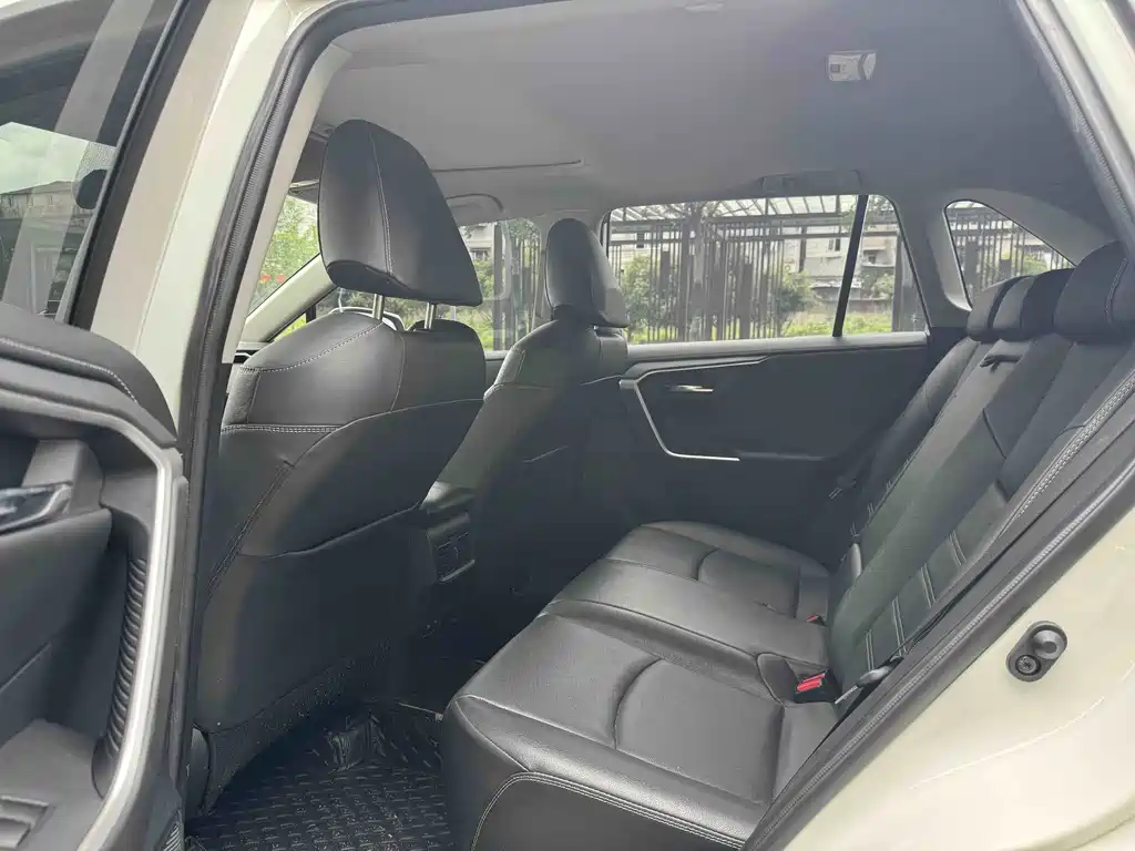 Toyota RAV4 2022