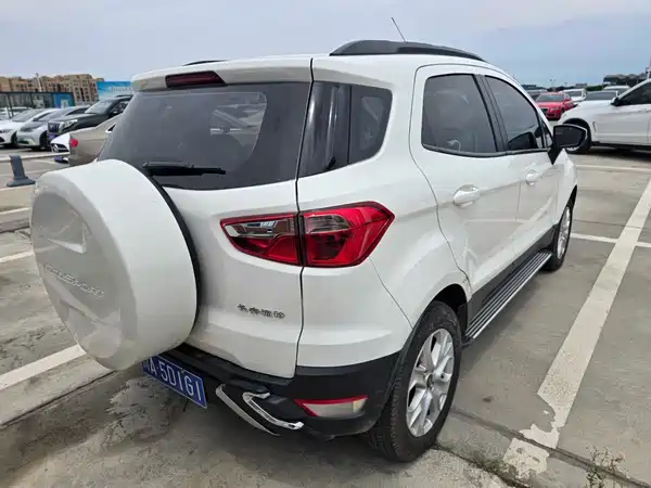 Ford EcoSport 2015