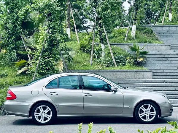 Mercedes-Benz E-Class 2008