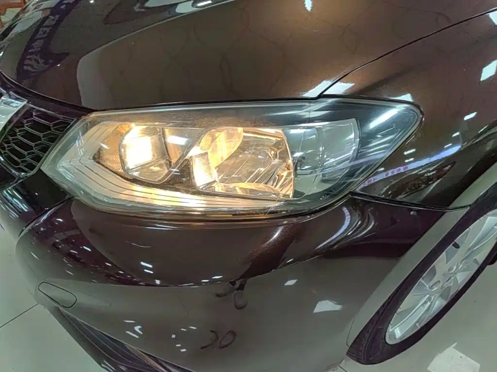 Nissan Tiida 2019 — фото 24