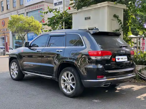 Jeep Grand Cherokee 2015