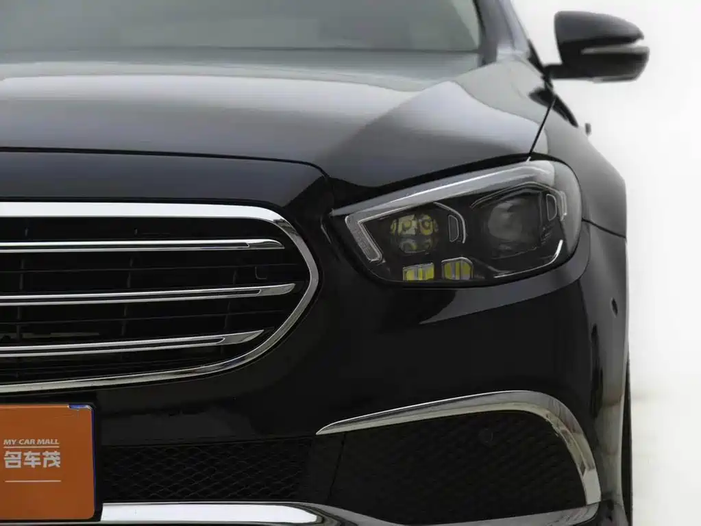 Mercedes-Benz E-Class 2017 — фото 14