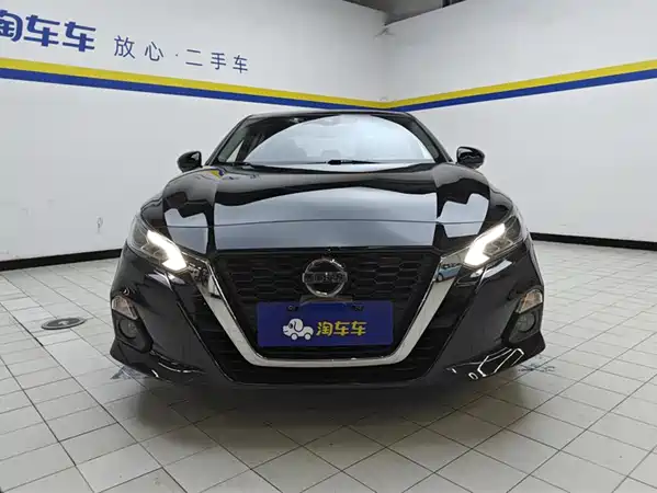 Nissan Teana 2021