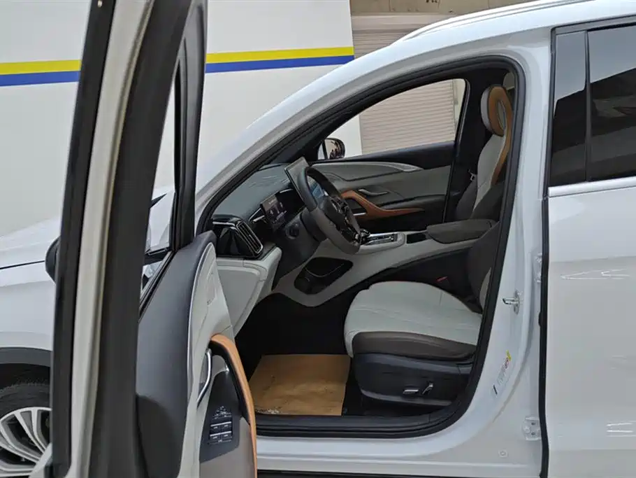 BYD Song Pro New Energy 2022 — фото 9
