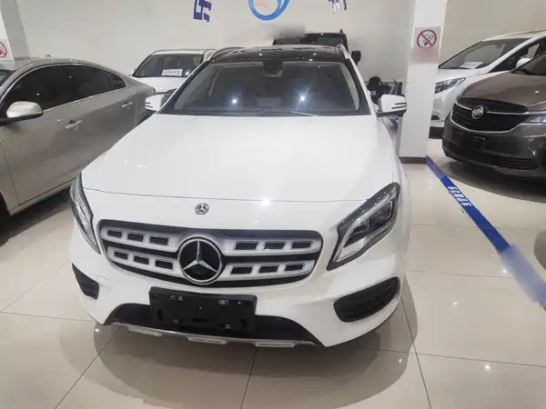 Mercedes-Benz GLA 2019