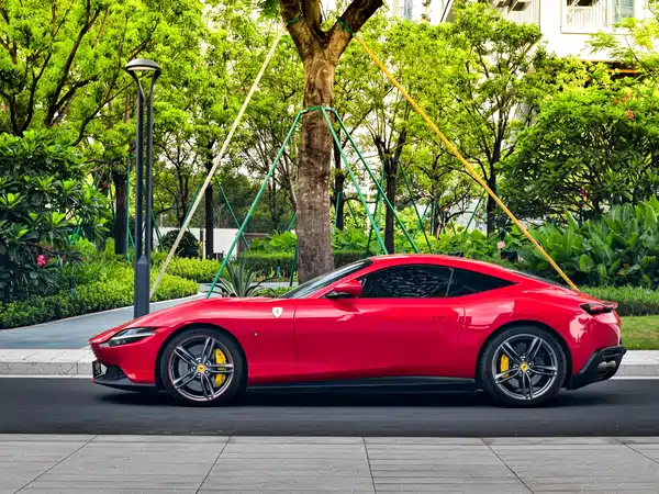 Ferrari Roma 2020