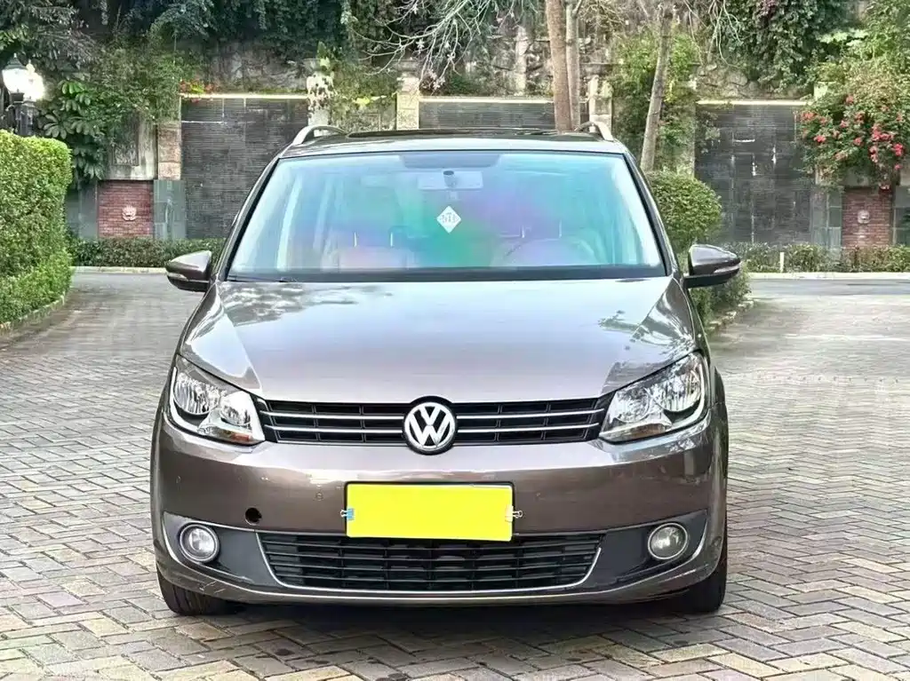 Volkswagen Touran 2011
