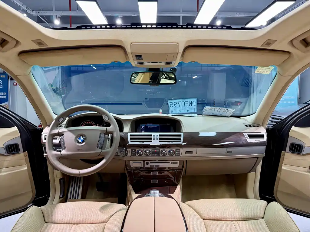 BMW 7 Series 2006 — фото 17
