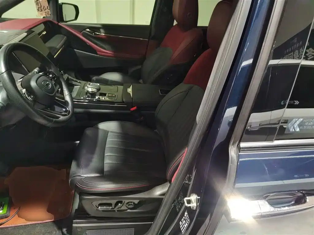 GAC Motor Trumpchi M8 2023 — фото 15