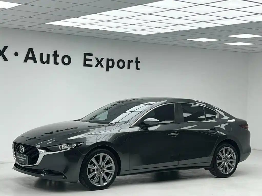 Mazda 3 Axela 2022