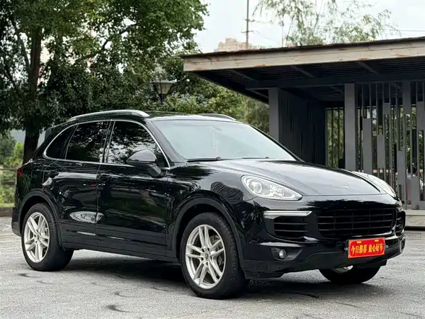 Porsche Cayenne 2016