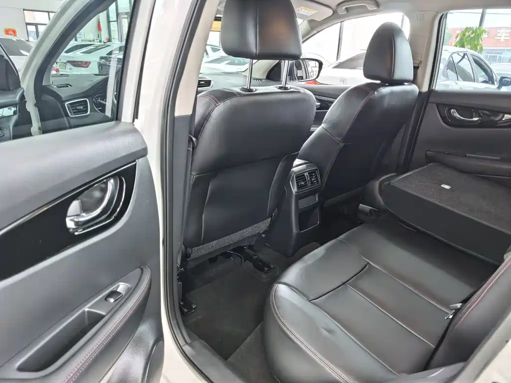 Nissan Qashqai 2023 — фото 10